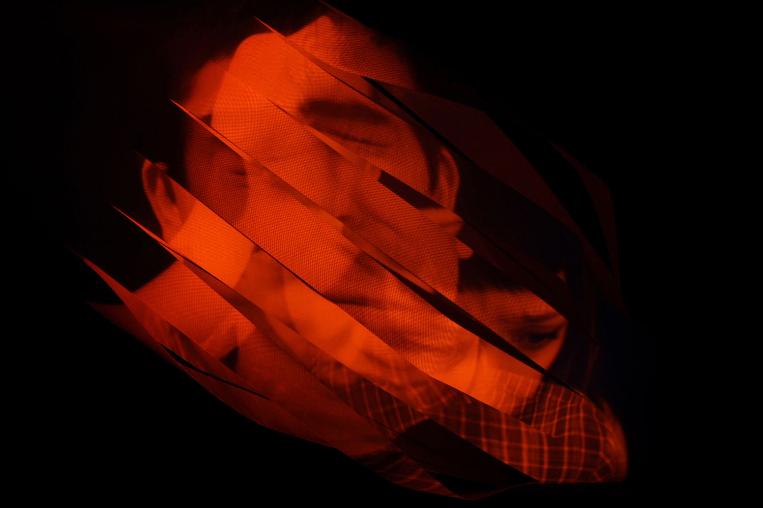 Instalación Pantallas No Planas - Lucía Miculicich